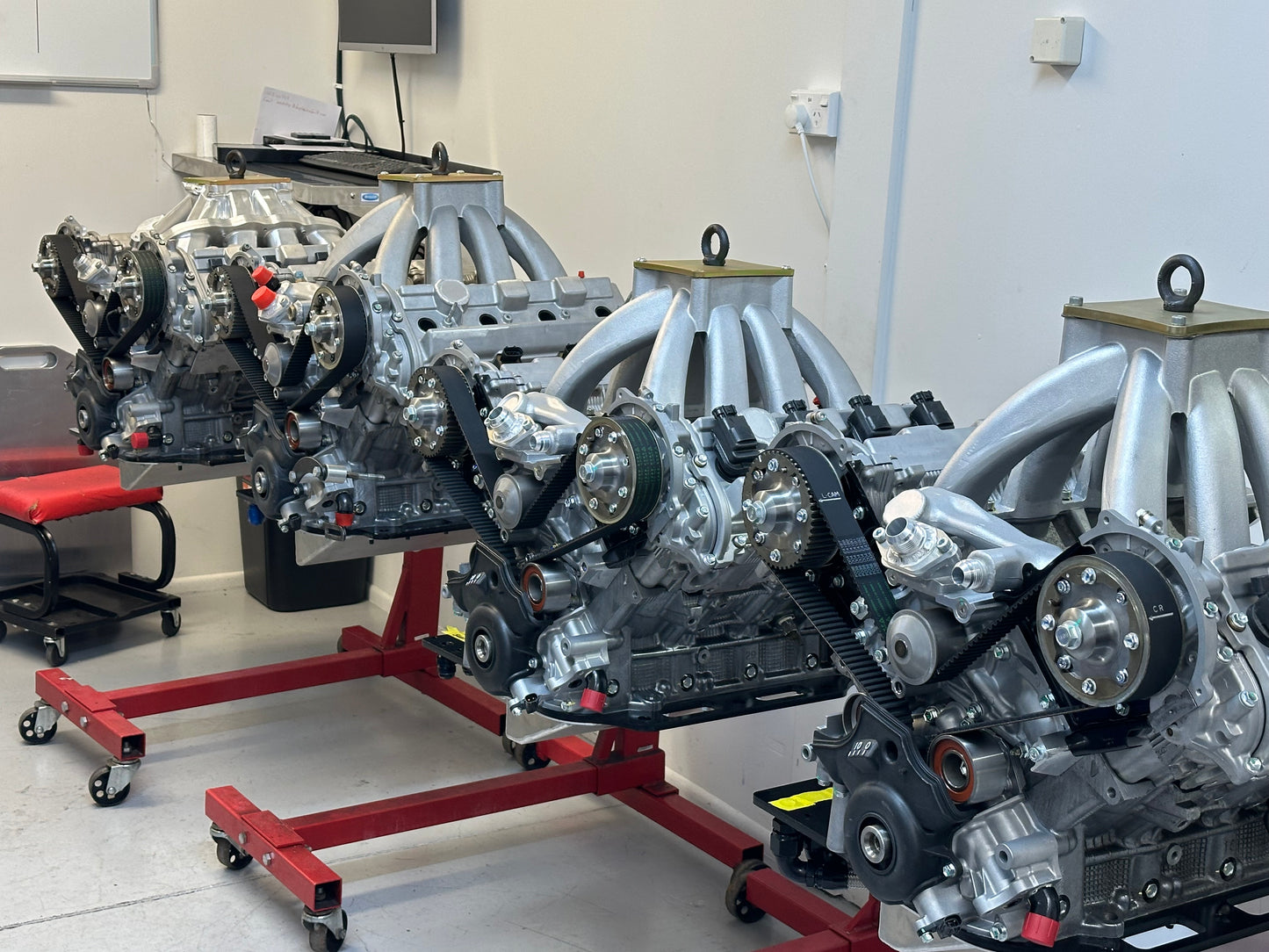 HRB 1UZ Crate Engine